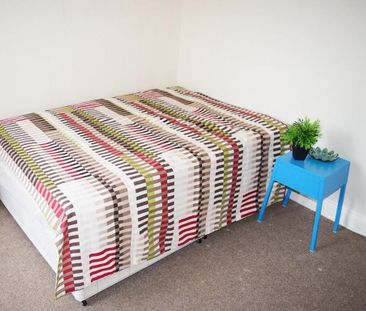 1 bedroom semi-detached house to rent - Photo 5