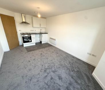 2 bedroom apartment to rent - Photo 6