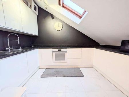 Iona Crescent, Cippenham, SL1 - Photo 3