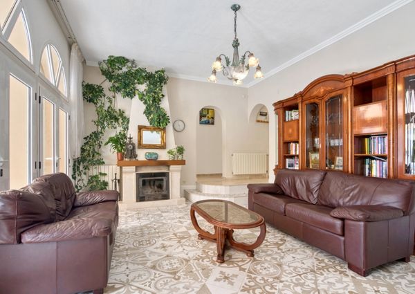 For rent villa with private pool near the beach in Cumbre del Sol, Benitachell