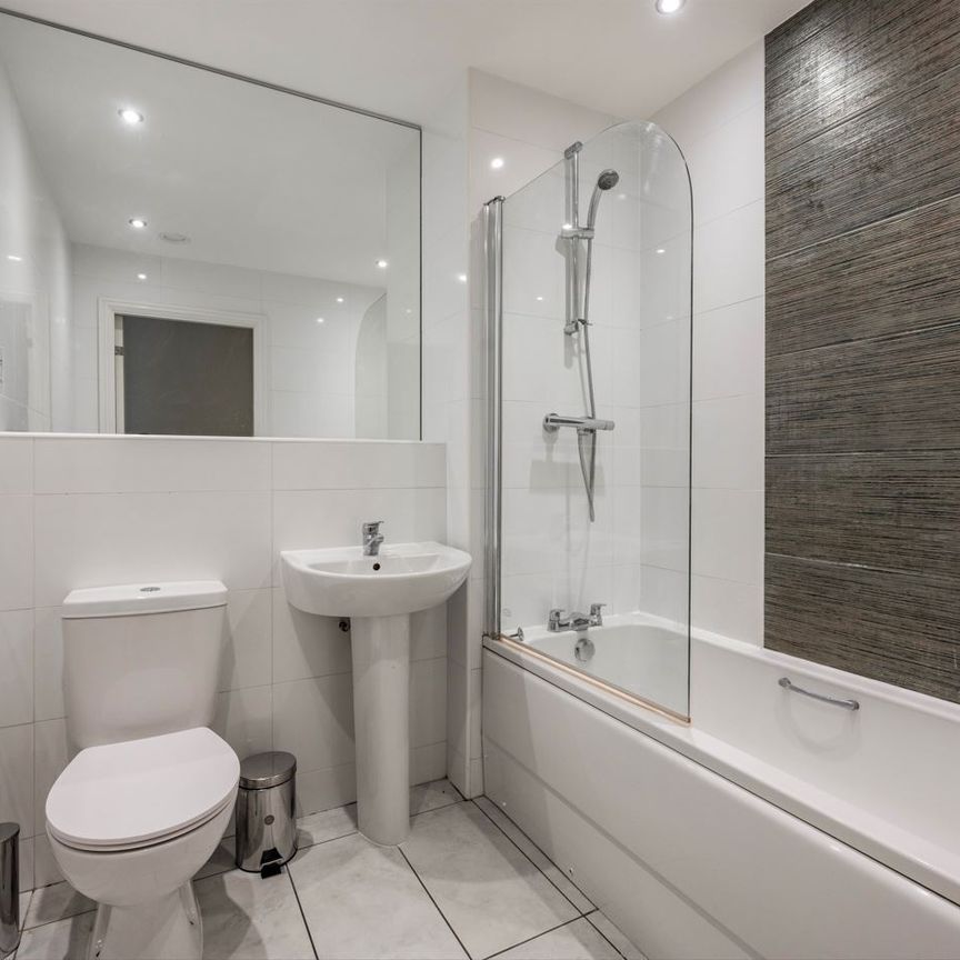 Prince Of Wales Road, Norwich - Photo 1