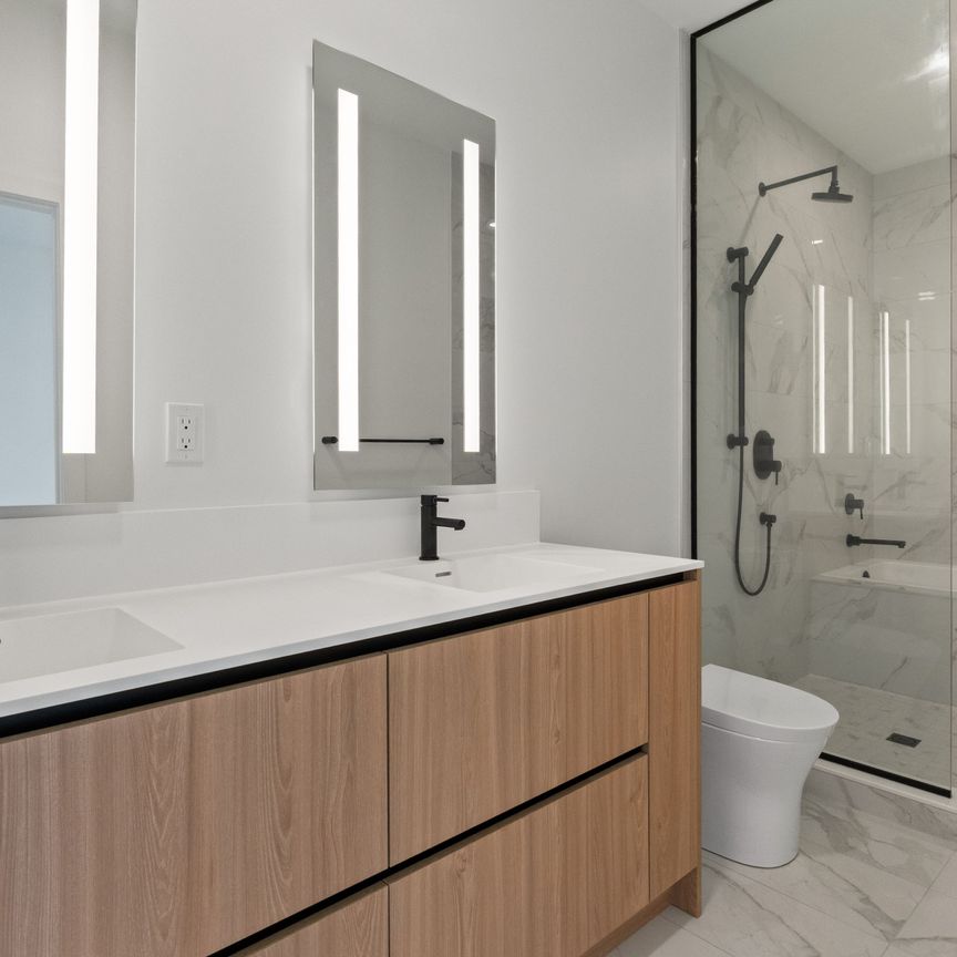 For Lease - 100 Coveside Drive Unit# 103, Mississauga, Ontario - Photo 1