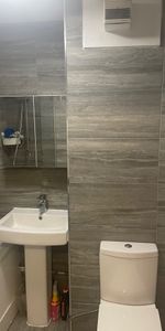 Room in a Shared Flat, Payne Street, SE8 - Photo 3