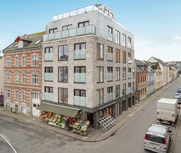 Skøn 3-værelses lejlighed i centrum - Foto 6