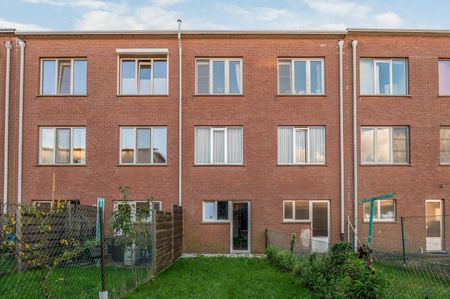 Verzorgd, leuk appartement met 2 slpk, privétuin en garage - Foto 4