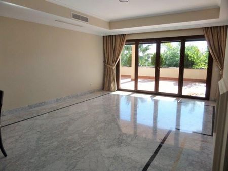 714308 - Apartment For rent in Golden Mile, Marbella, Málaga, Spain - Photo 4