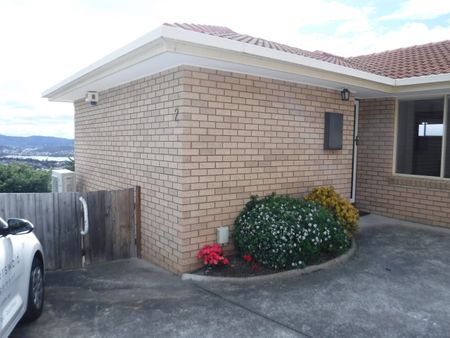 2/4 Hickson Place West Hobart TAS, 7000 - Photo 5