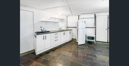 Cute Comfy & Convenient - Photo 3