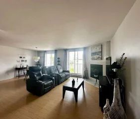 1 room apartment of 92m² in Repentigny - Photo 2