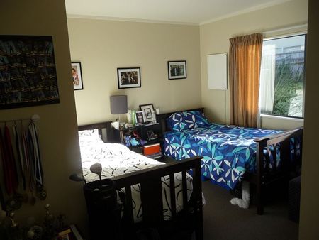 Ideal 3 b'room property, close to public transport - Photo 5