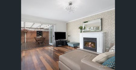 Panoramic Views in this Beautiful Family Home - Photo 2