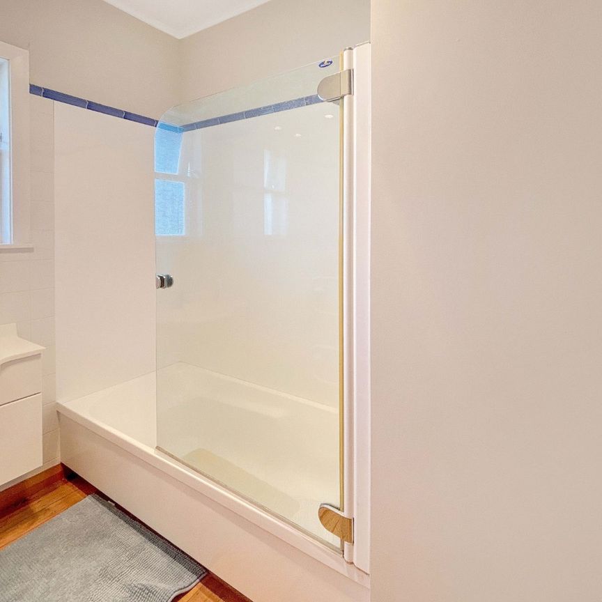 Life By The Beach!! - Photo 1