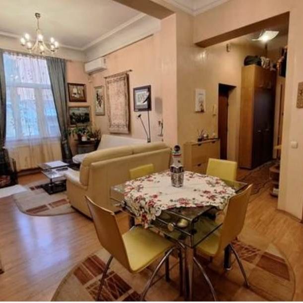 Inchirieri Apartamente 4 camere Bucuresti - Fotografie 1