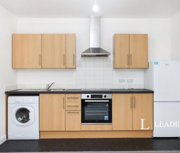 1 bedroom flat to rent - Photo 6