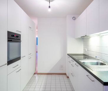 Appartement 2.5 pièces avec terrasse ! - Foto 1