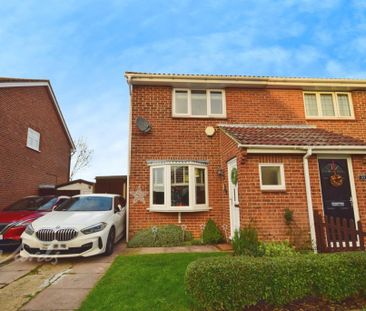 2 bedroom semi-detached house to rent - Photo 2