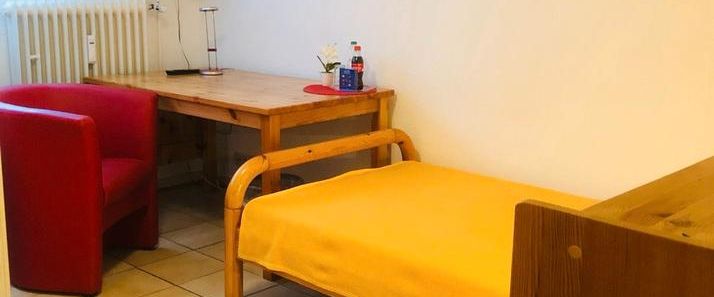 möbliertes Zimmer nur für PENDLER SU City - Photo 1