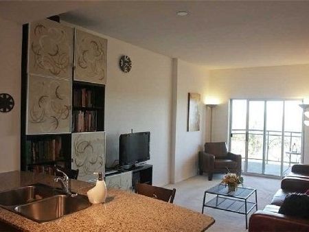 For Lease - 2 Maison Parc Court Unit# 724, Vaughan, Ontario - Photo 5