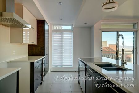 1175 Av. Turnbull #821 - Photo 2