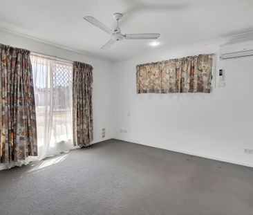 Great Home&comma; Great Location – so Many Features - Photo 1
