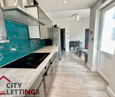 1 bedroom in a house share to rent - Photo 2
