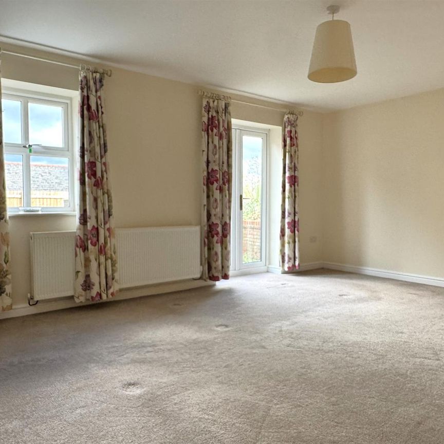 Chapel Gardens, Penley - Photo 1