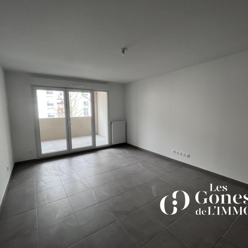 Location Appartement 3 pièces 66m² VILLEFRANCHE SUR SAONE 69400 - Photo 1