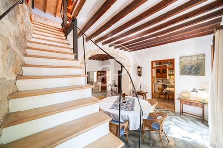 Semi-detached house for rent with garden in Selva - Photo 5