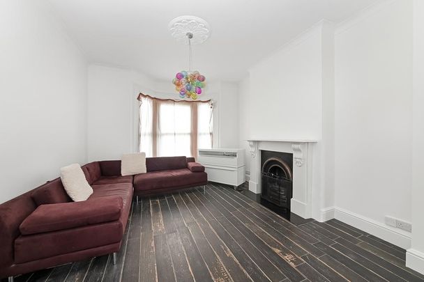 3 bedroom terraced house to rent - Photo 1