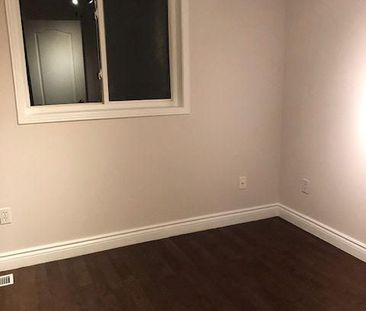 For Lease - 3919 Arvona Place, Mississauga, Ontario - Photo 3