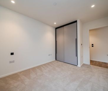 Hawser Lane, London, E14 - Photo 1