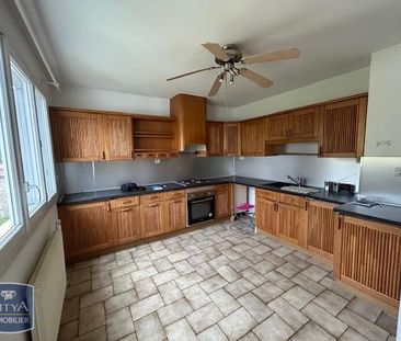 Location Appartement 5 pièces 104m² PERIGUEUX 24000 - Photo 3