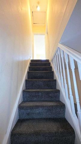 Field Road, London, E7 - Photo 3