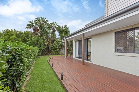 Modern Home on Private Corner Block - Photo 2