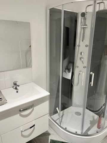 Location Appartement 2 pièces 31m² ROUBAIX 59100 - Photo 5