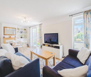 3 bedroom terraced house to rent - Photo 2