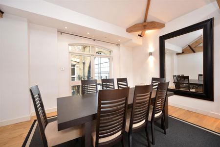 Globe View, 10 High Timber Street, EC4V - Photo 2