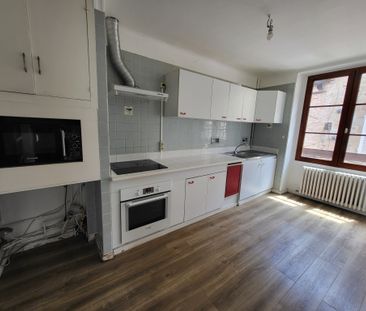 Location Appartement 3 pièces 75m² FIGEAC 46100 - Photo 5