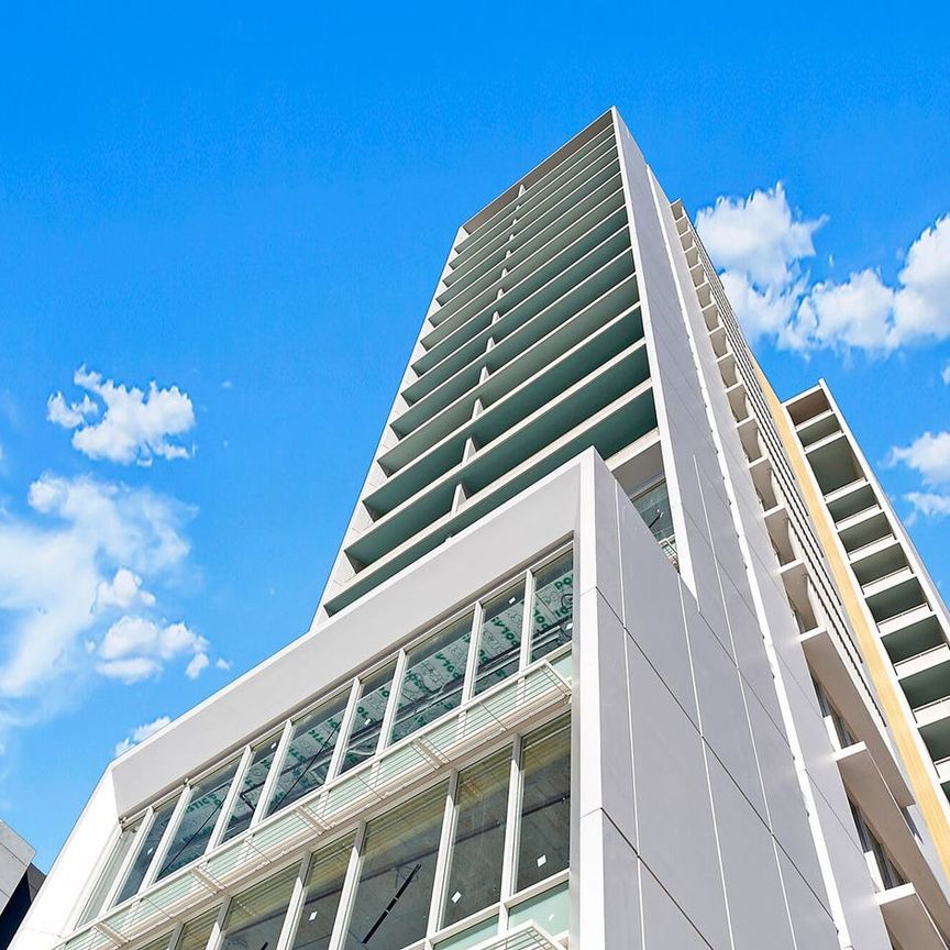 Morden One bed Apartment in BURWOOD - Photo 1