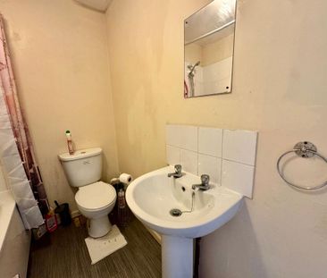 2 bedroom terraced house to rent - Photo 6