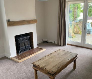 2 bedroom cottage to rent - Photo 1