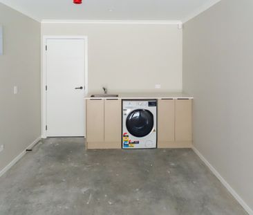CENTRAL LOWER HUTT LIVING - Photo 5