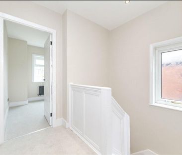 3 Bed Semi-Detached House, Dewsbury Road, LS11 - Photo 6