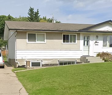 Modern And Spacious 2 Bedroom Basement Suite In St. Albert. - Photo 1