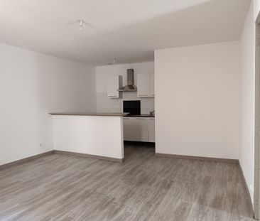 Location Appartement 3 pièces 45m² NARBONNE 11100 - Photo 3