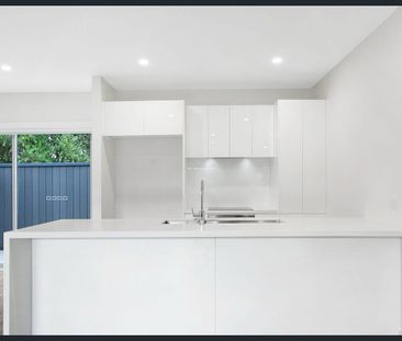 Where low maintenance meets everyday comfort - Photo 6