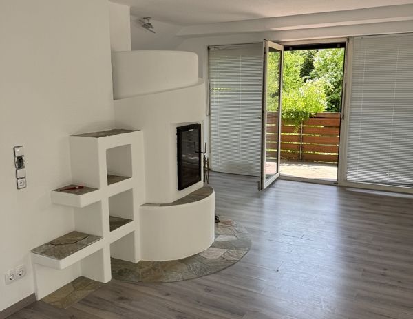 1 Monat MIETFREI! Wohnen unterm Dach am Nikolausberg mit Festungsblick & Garten - Foto 1