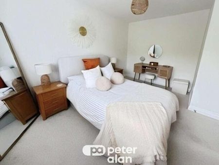 Tennant Grove, Neath, SA10 - Photo 3