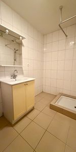 Appartement - 1 pièce - 38 m² - Photo 3