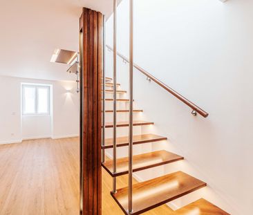 Moradia T2 Duplex Remodelada | Centro Histórico de Cascais - Photo 1